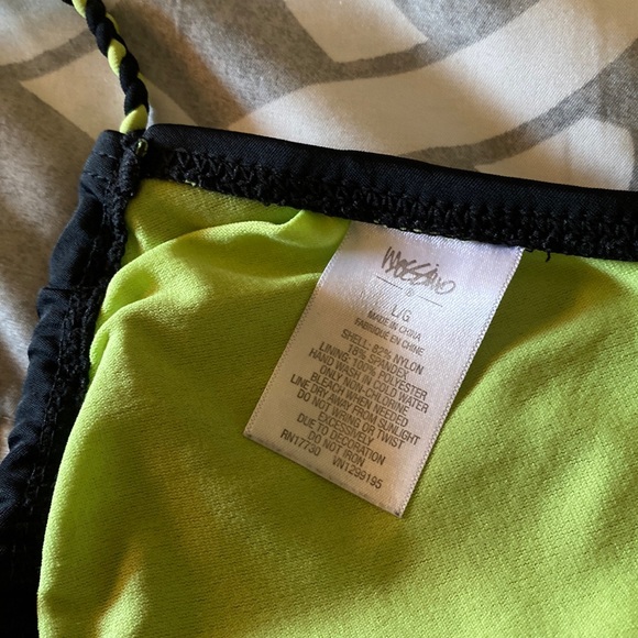 Mossimo 2 Piece Bikini Black and Green Inside With Removable Pads L/M - Picture 4 of 5